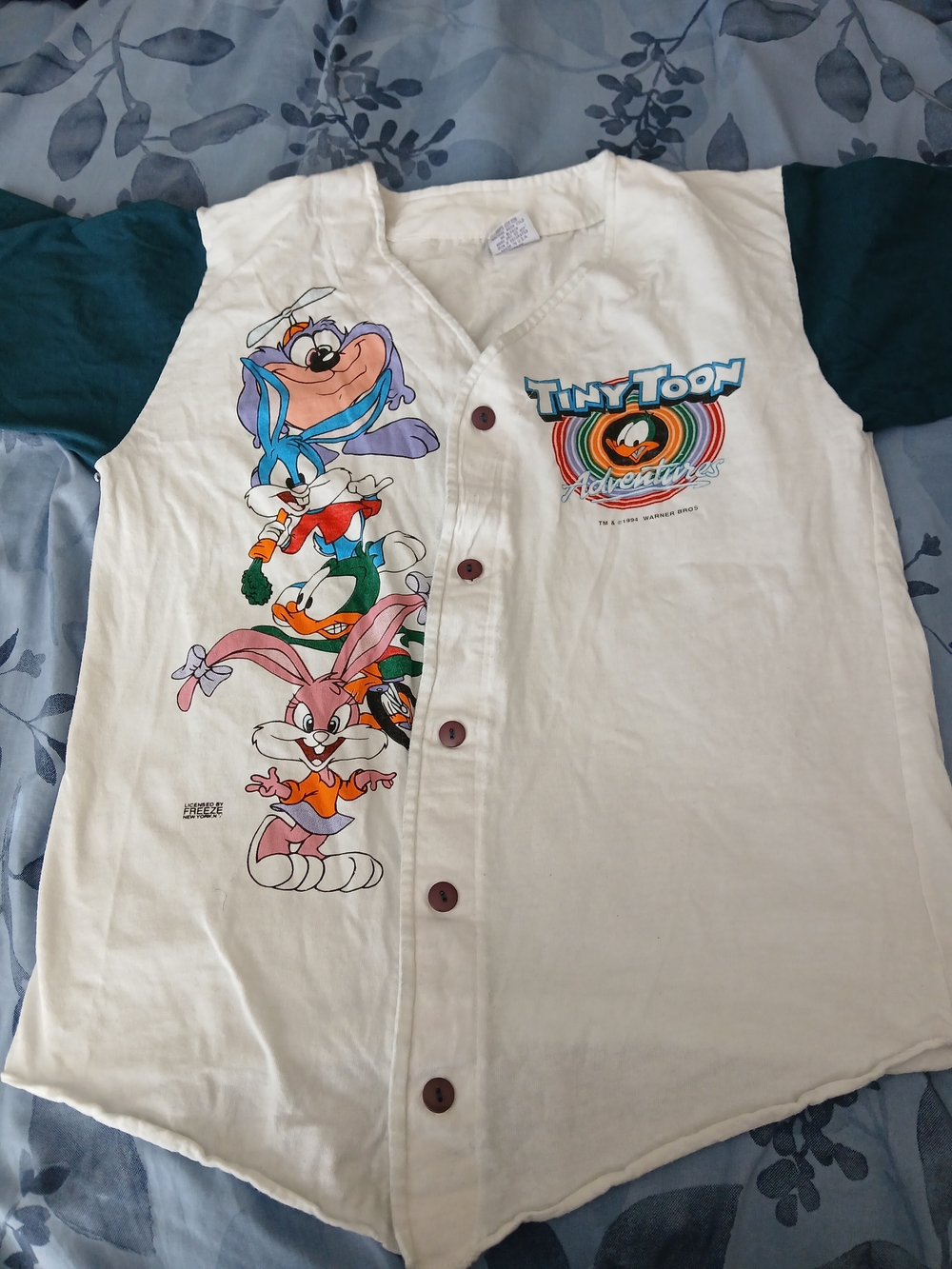 Tiny Toon "Freeze" Adventures Kids Button-Front Tee - White with Teal Sleeves